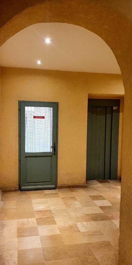 Ferienwohnung Chambre D'Hotes Sde, Wc Prive Climatise Dans Loft 80M2 Espace Commun Avec Les Habitants Salon Et Cuisine Toulon Exterior foto