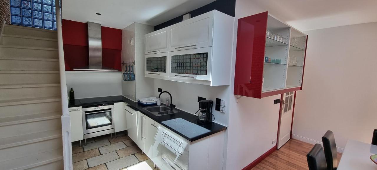 Ferienwohnung Chambre D'Hotes Sde, Wc Prive Climatise Dans Loft 80M2 Espace Commun Avec Les Habitants Salon Et Cuisine Toulon Exterior foto