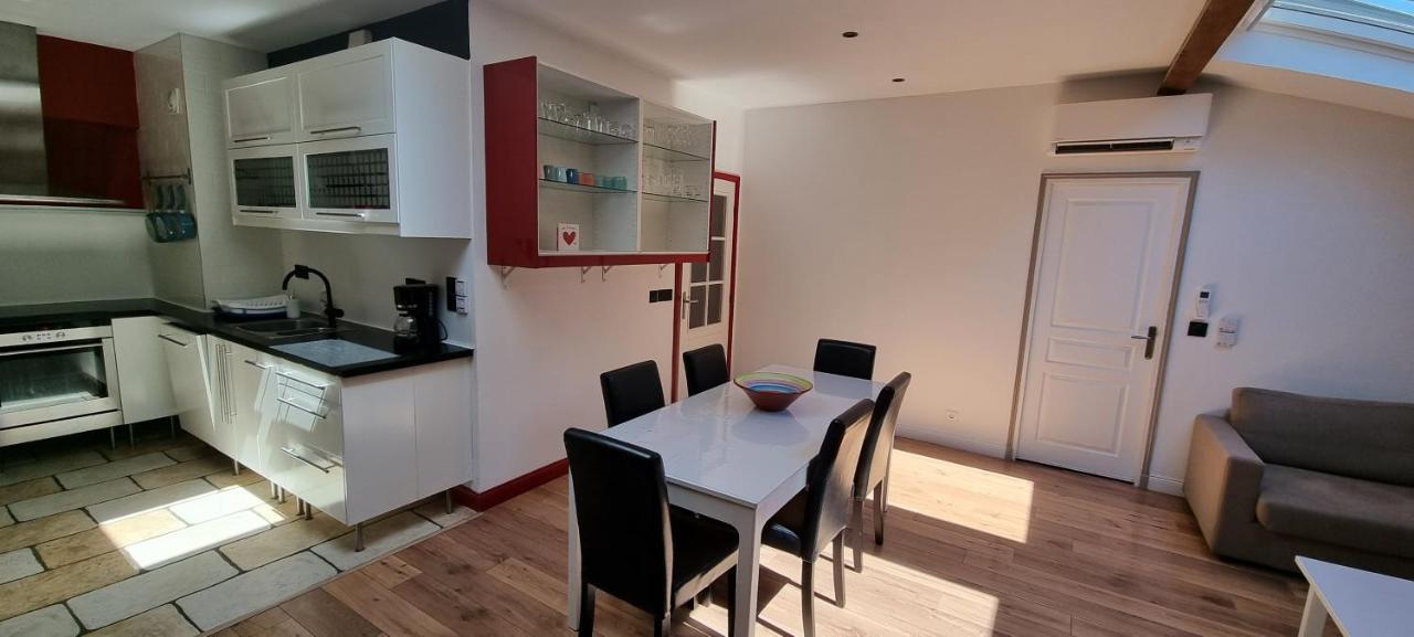 Ferienwohnung Chambre D'Hotes Sde, Wc Prive Climatise Dans Loft 80M2 Espace Commun Avec Les Habitants Salon Et Cuisine Toulon Exterior foto