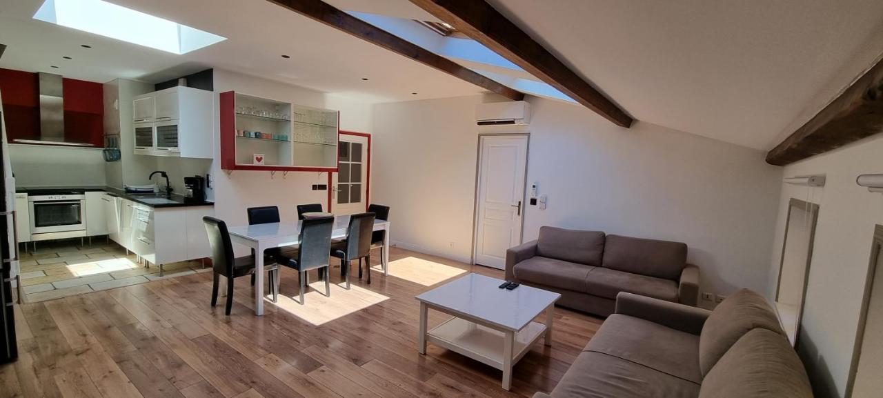 Ferienwohnung Chambre D'Hotes Sde, Wc Prive Climatise Dans Loft 80M2 Espace Commun Avec Les Habitants Salon Et Cuisine Toulon Exterior foto